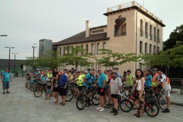 Bicidijous a la Baumann: a les 8 del vespre, vine a pedalar amb nosaltres!!