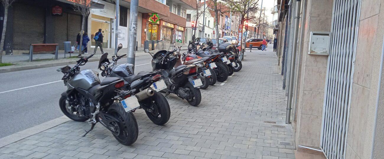 BiTer porta al Ple de setembre una proposta per treure les motos de les voreres