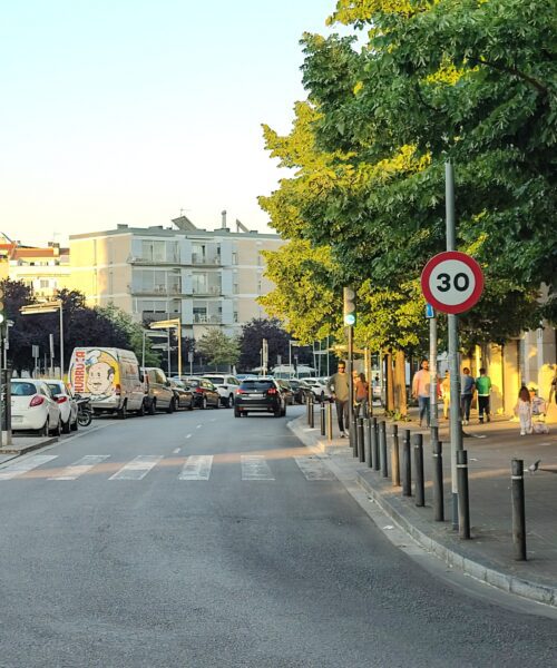 El passeig Vint-i-dos de Juliol ja és una via a 30 km/h